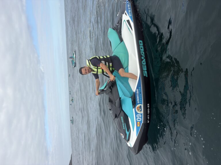 Moto de agua en la bah&iacute;a de Santander con North Bay Adventure