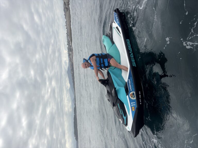 Moto de agua en la bah&iacute;a de Santander con North Bay Adventure