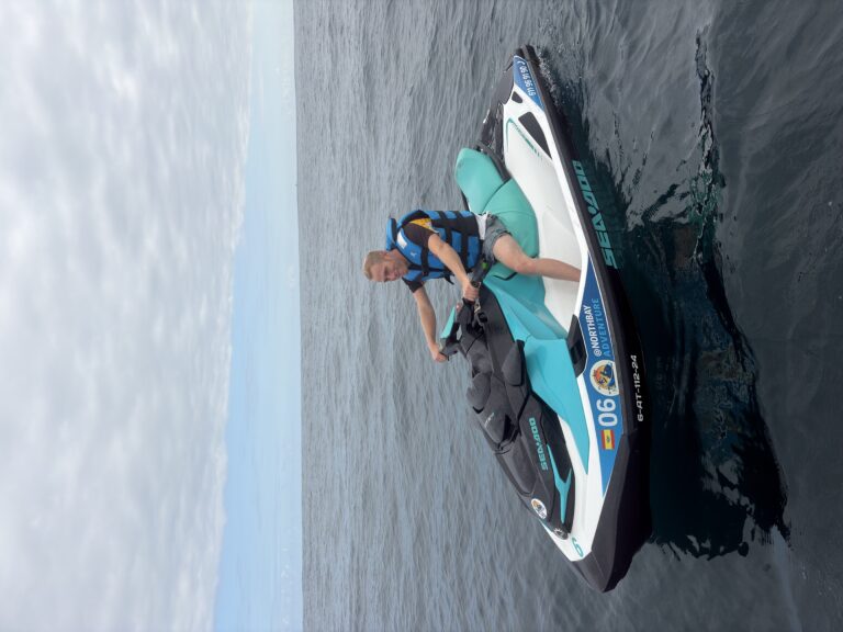 Moto de agua en la bah&iacute;a de Santander con North Bay Adventure