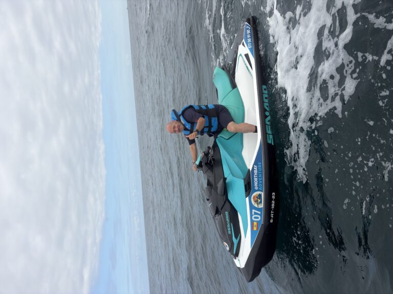 Moto de agua en la bah&iacute;a de Santander con North Bay Adventure