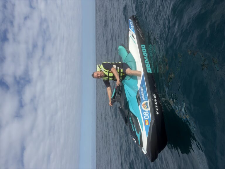 Moto de agua en la bah&iacute;a de Santander con North Bay Adventure